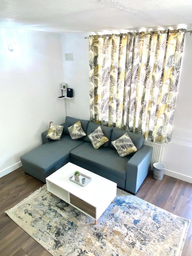 Апартаменты 2 Bed Town Centre Nr Theatre Free Park Wi-Fi & Garden Эйлсбери Экстерьер фото