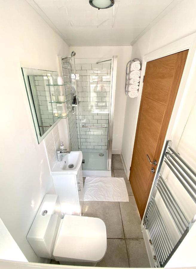 Апартаменты 2 Bed Town Centre Nr Theatre Free Park Wi-Fi & Garden Эйлсбери Экстерьер фото