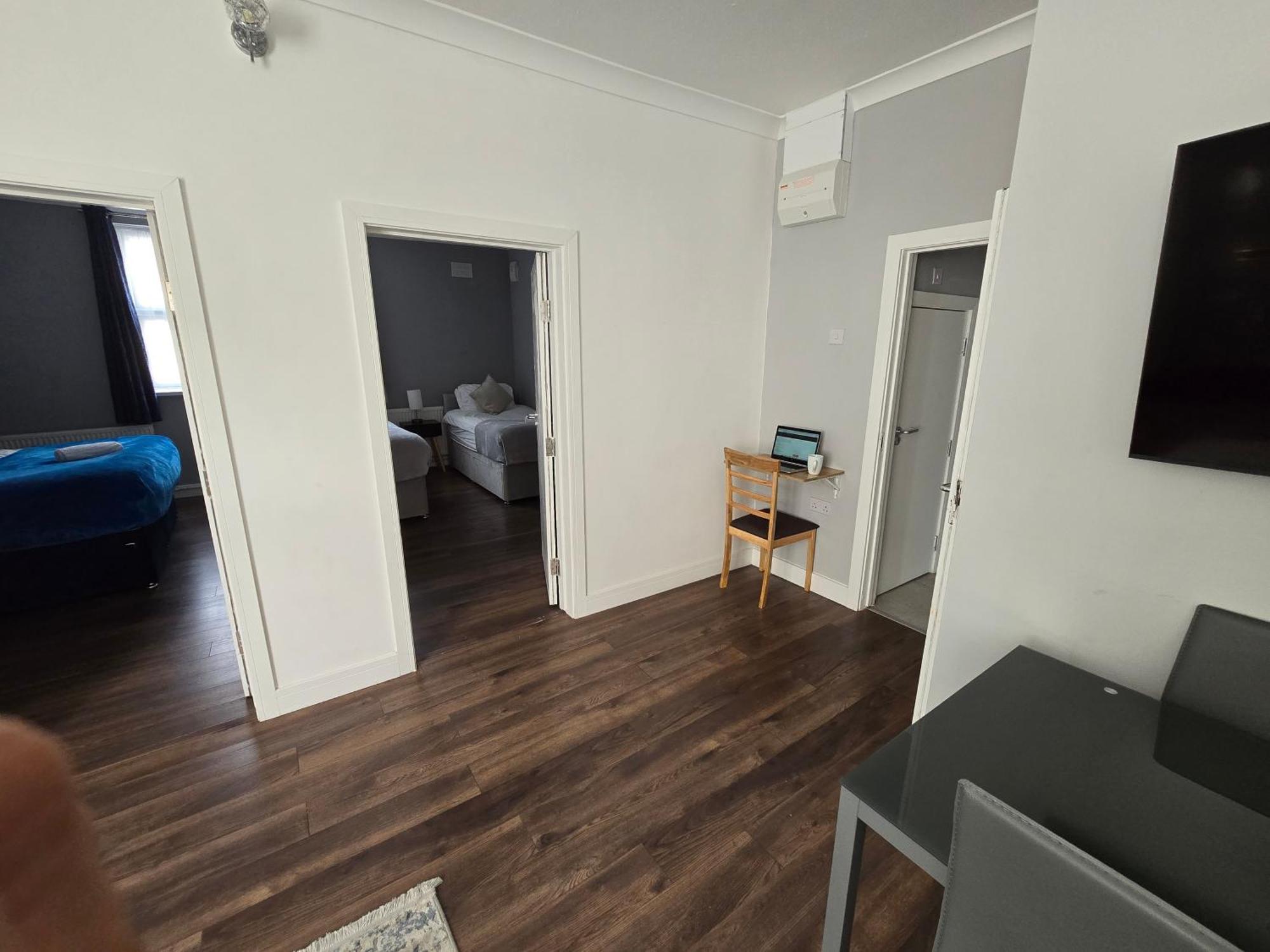 Апартаменты 2 Bed Town Centre Nr Theatre Free Park Wi-Fi & Garden Эйлсбери Экстерьер фото